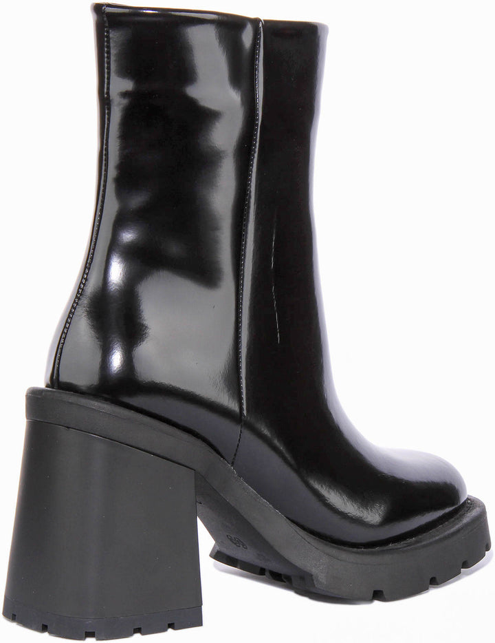 Hayley Ankle Boots In Black