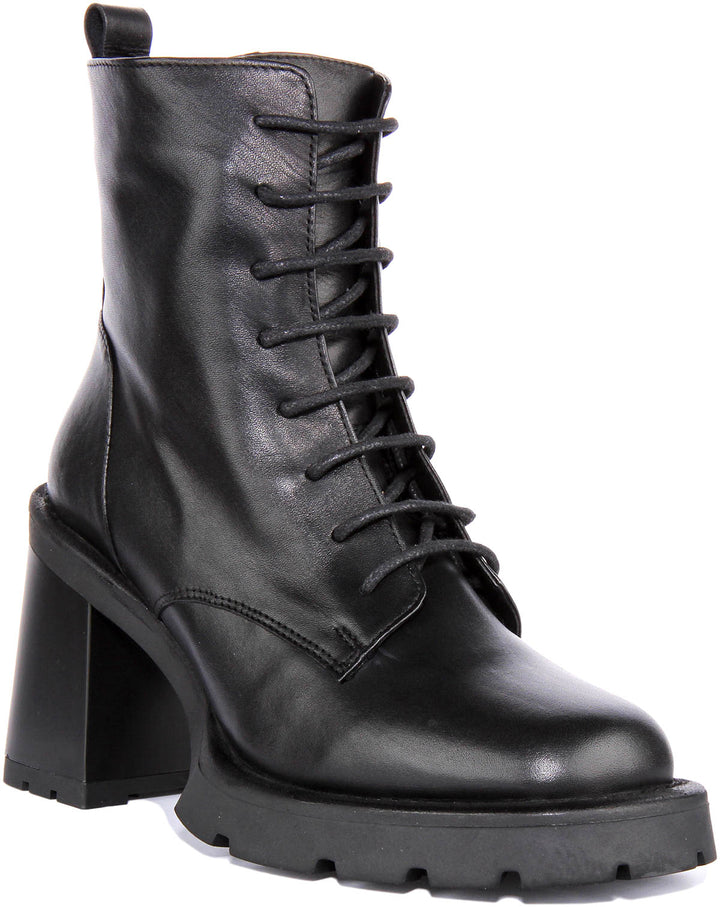 Lottie Ankle Boots In Black
