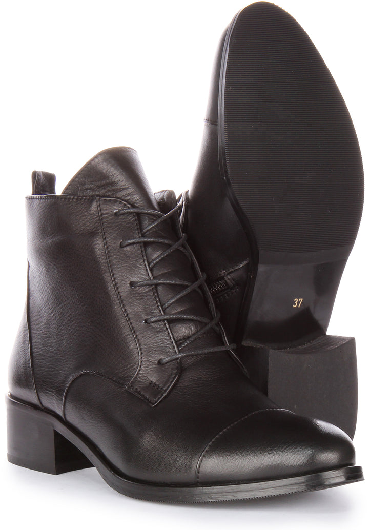 Alice Ankle Boots In Black