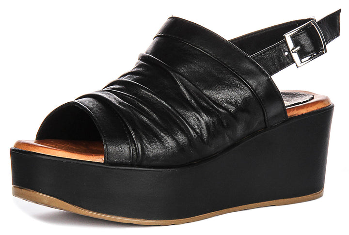 Honor Flatform Wedges In Black