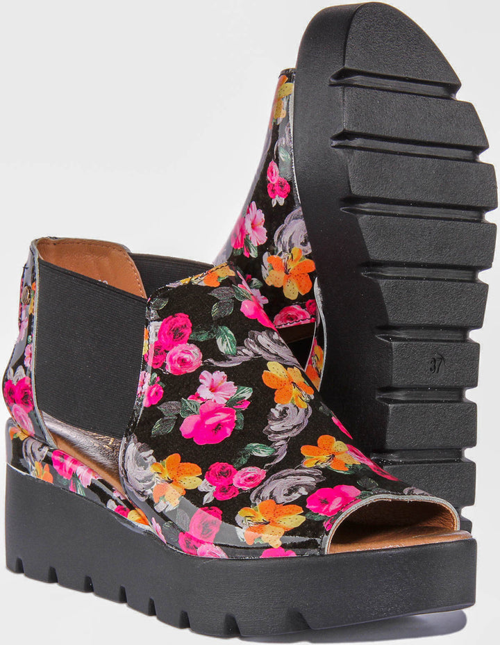 7100 Sandals In Black Patent