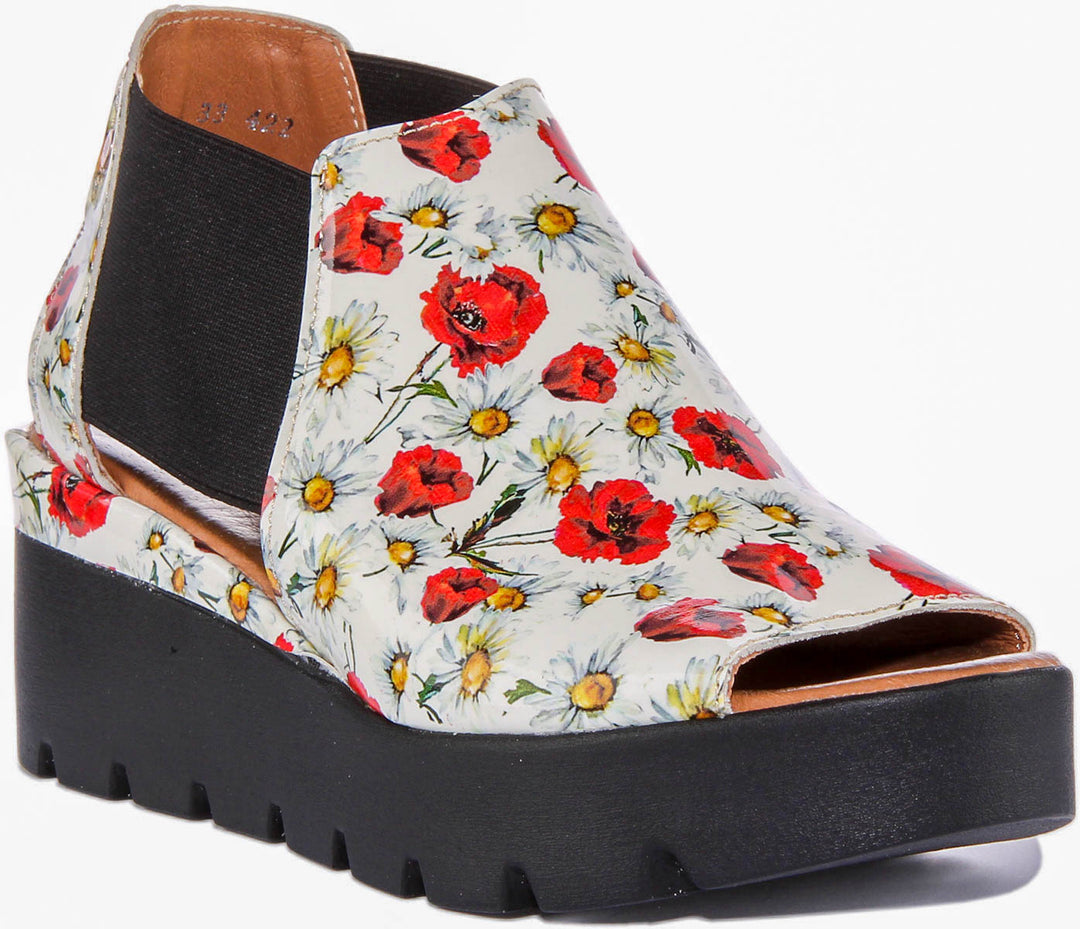 7100 Sandals In White