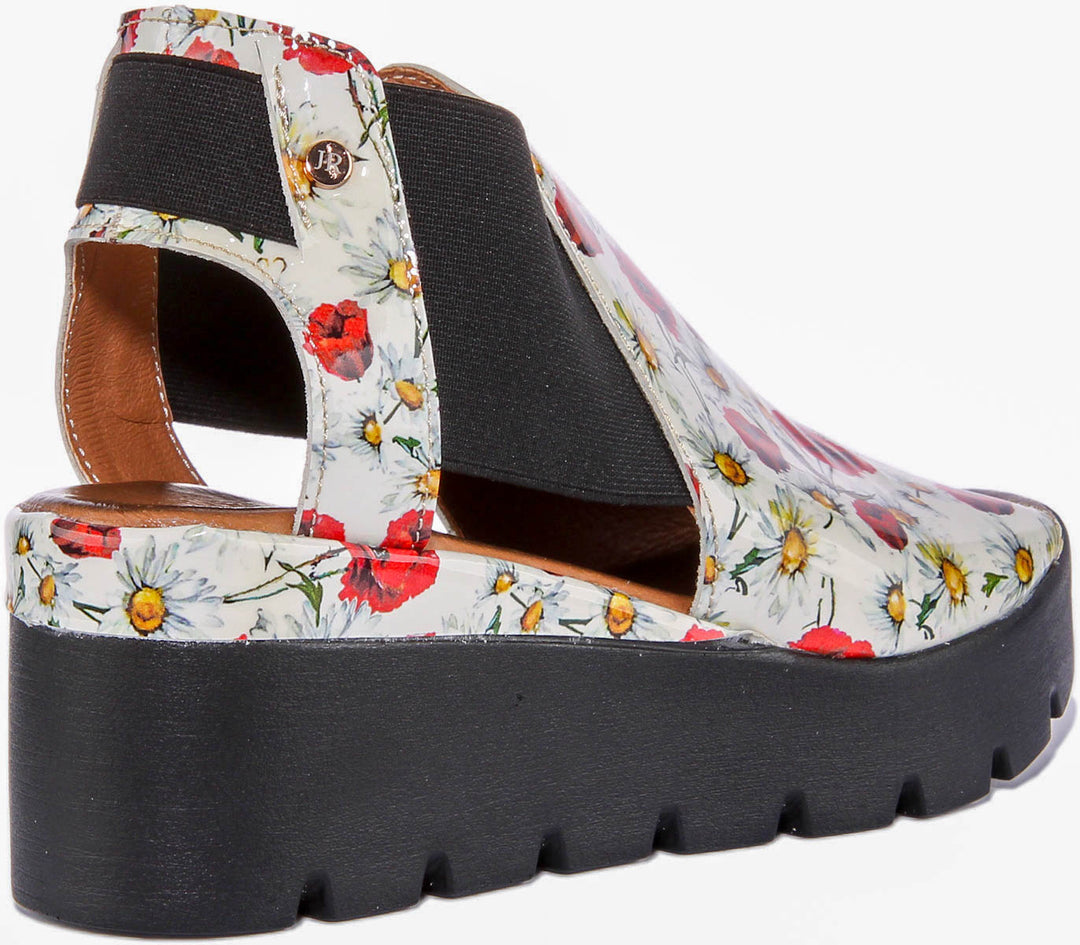 7100 Sandals In White