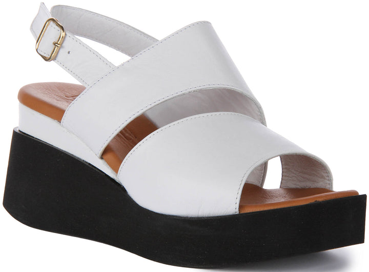 Valeria Sandals In White