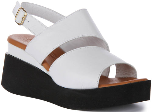 Valeria Sandals In White