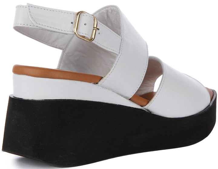 Valeria Sandals In White