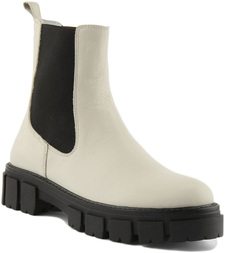 Justinreess England Ankle Boots Sewel Chelsea Ankle Boots In Off White