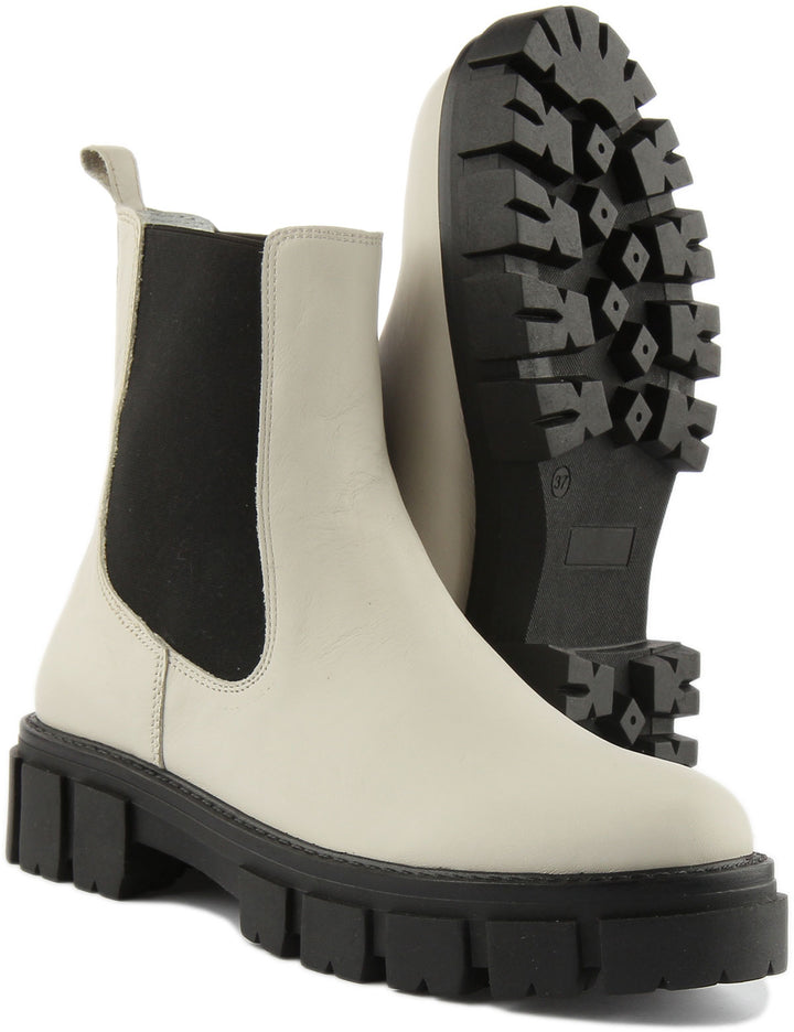 Justinreess England Ankle Boots Sewel Chelsea Ankle Boots In Off White