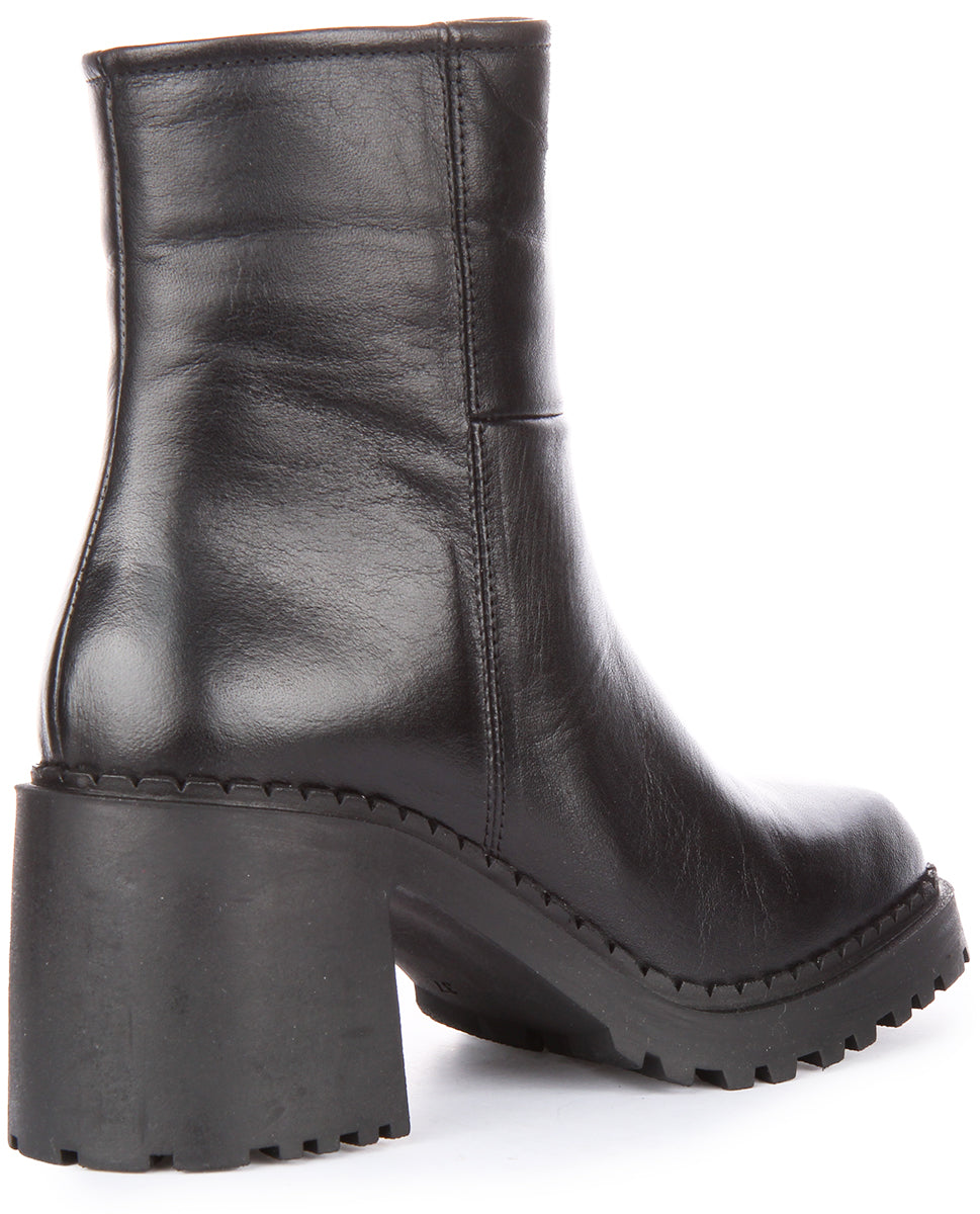 Melina Ankle Boots In Black