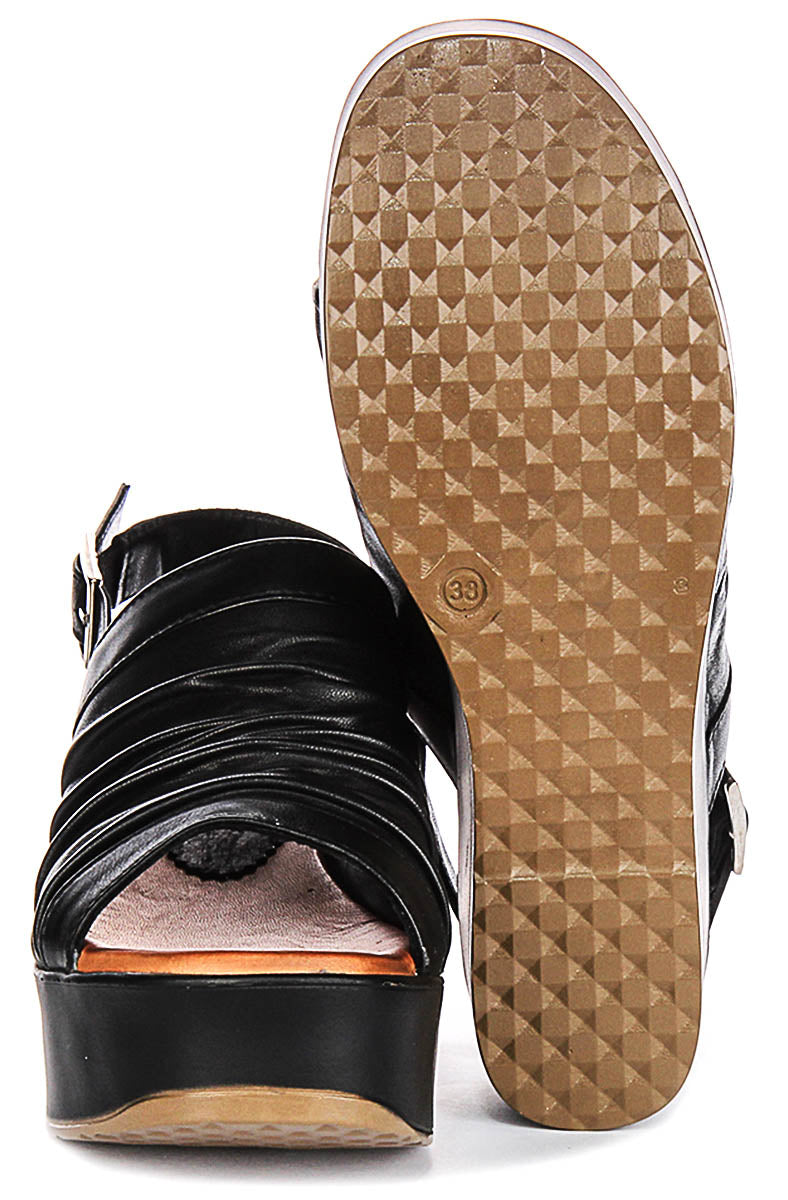 Honor Flatform Wedges In Black
