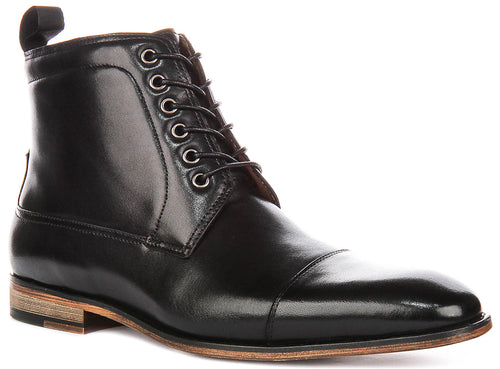 Kenneth Lace up Boot In Black