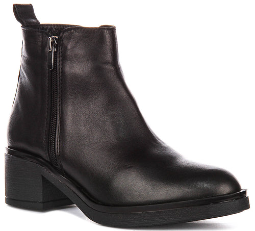 Hallie Smart Boots In Black