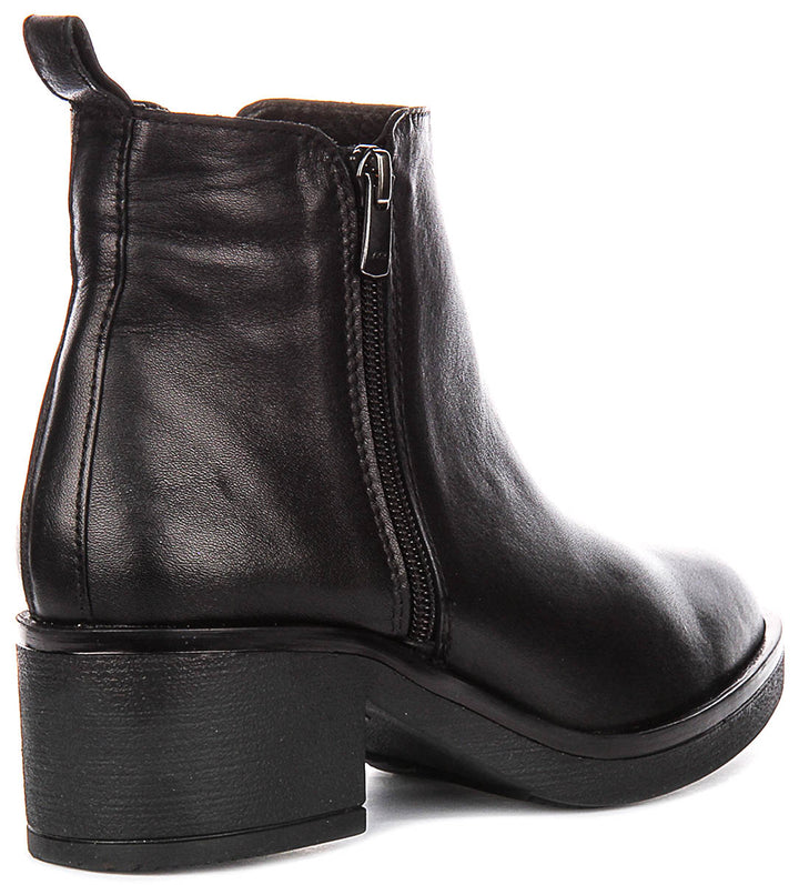 Hallie Smart Boots In Black