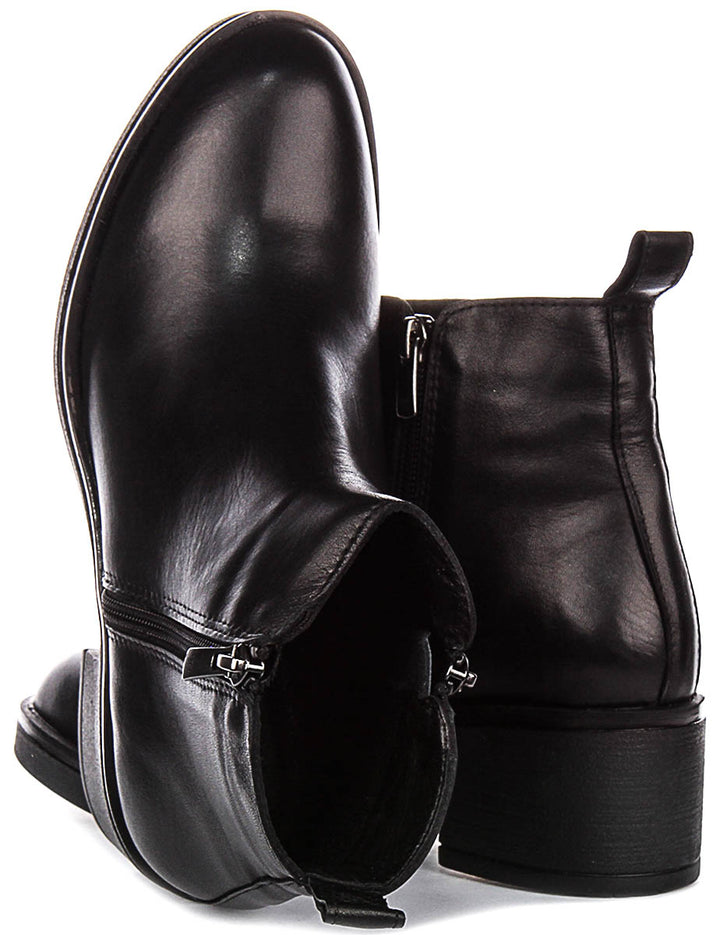 Hallie Smart Boots In Black