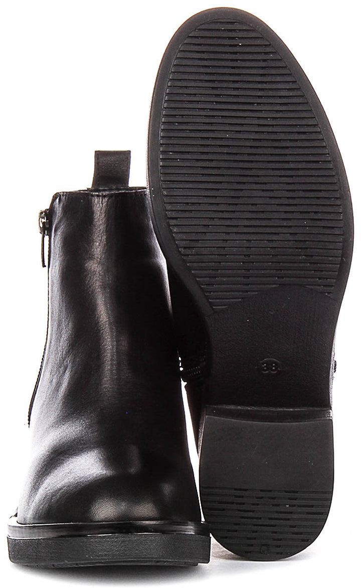 Hallie Smart Boots In Black