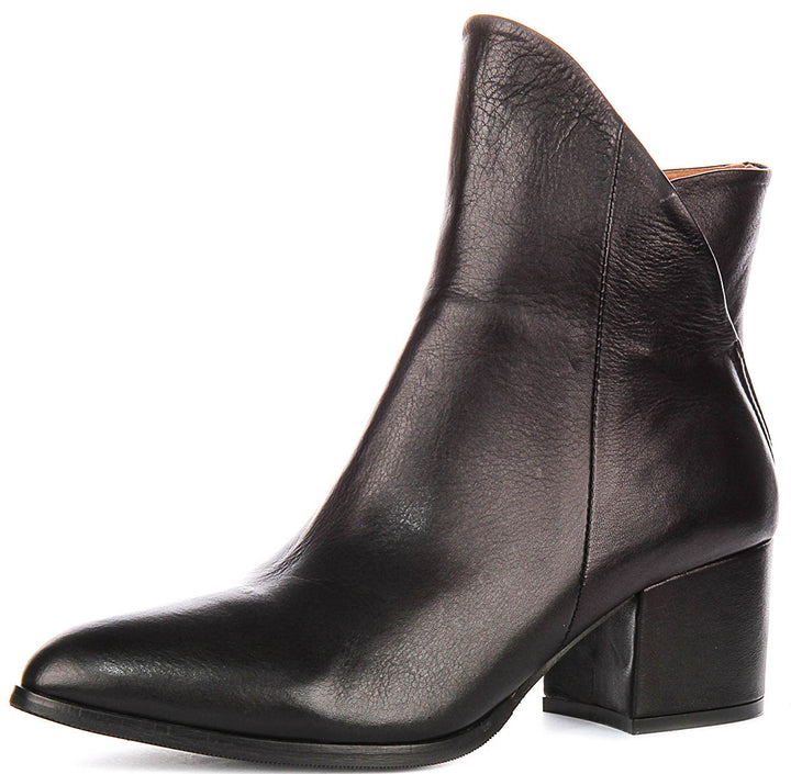 Bonny Boots In Black