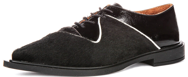 Maisie Pointed Lace up Shoes In Black