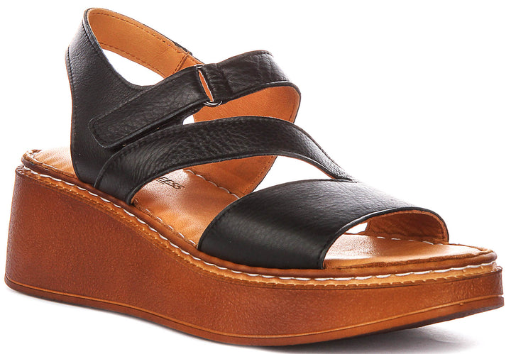 Emmy Cushioned Sandal In Black