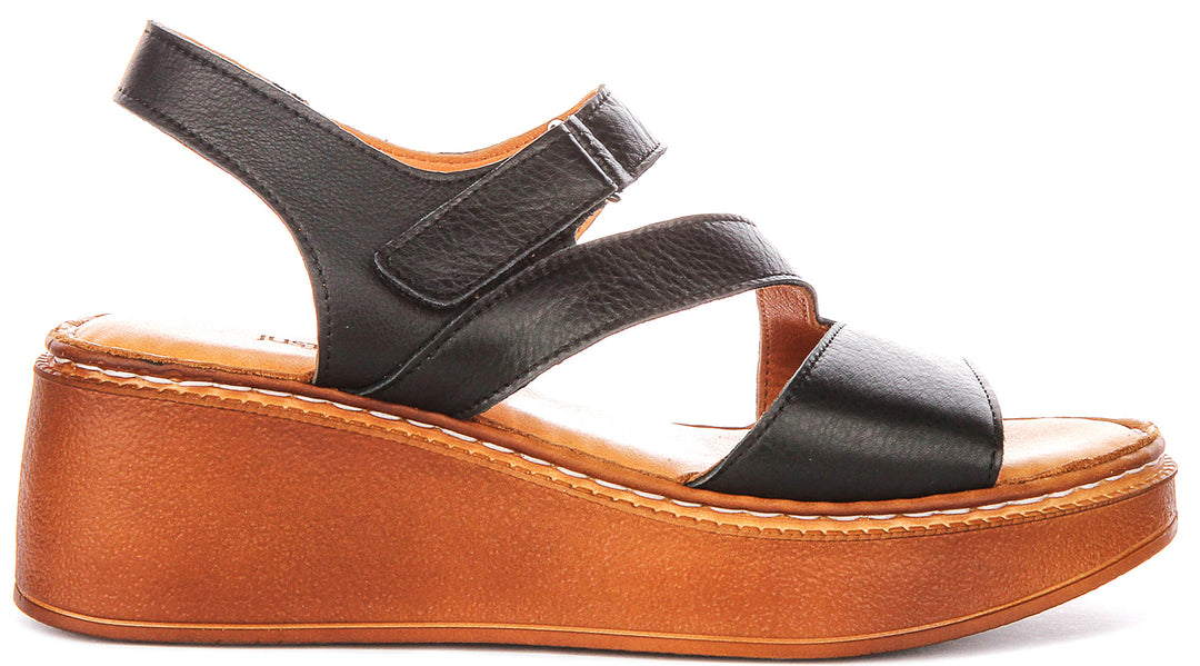 Emmy Cushioned Sandal In Black
