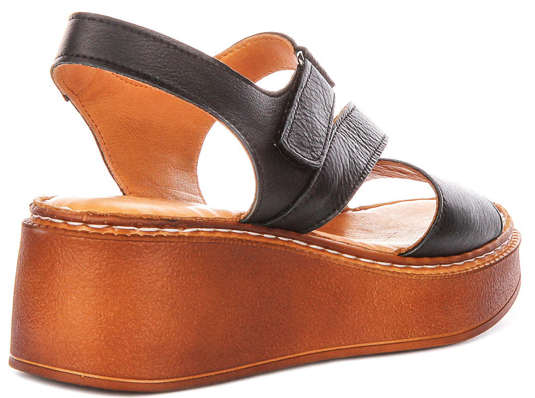 Emmy Cushioned Sandal In Black