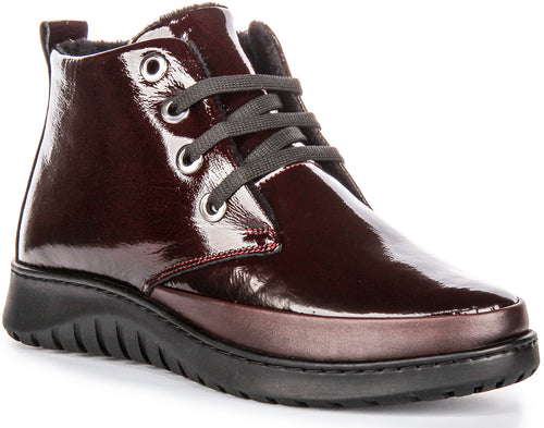 Maggie Comfort Boots In Bordo Patent