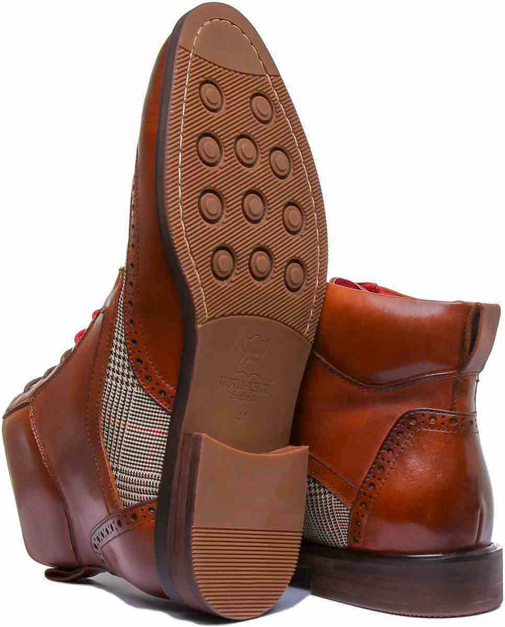 Douglas Lace Up Brogue Boot In Brown