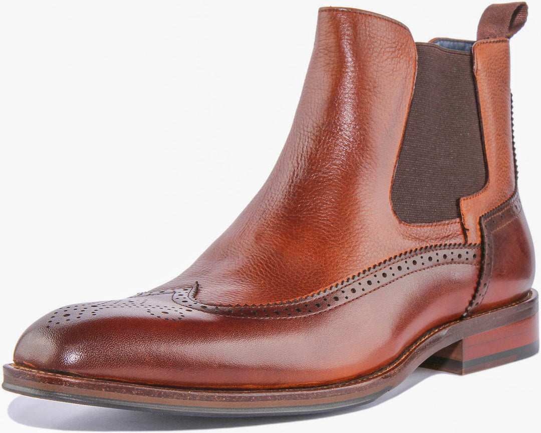 Warren Chelea Brogue Boots In Brown