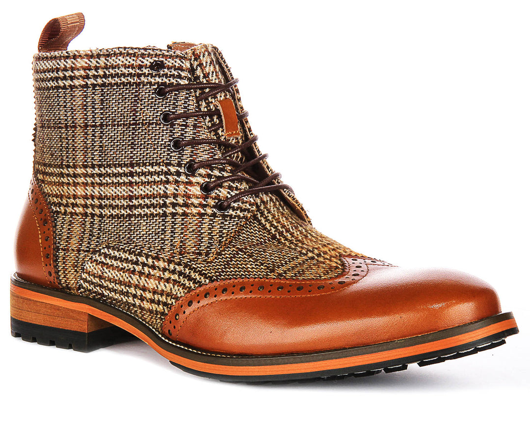 Jarvis Ankle Boots In Brown