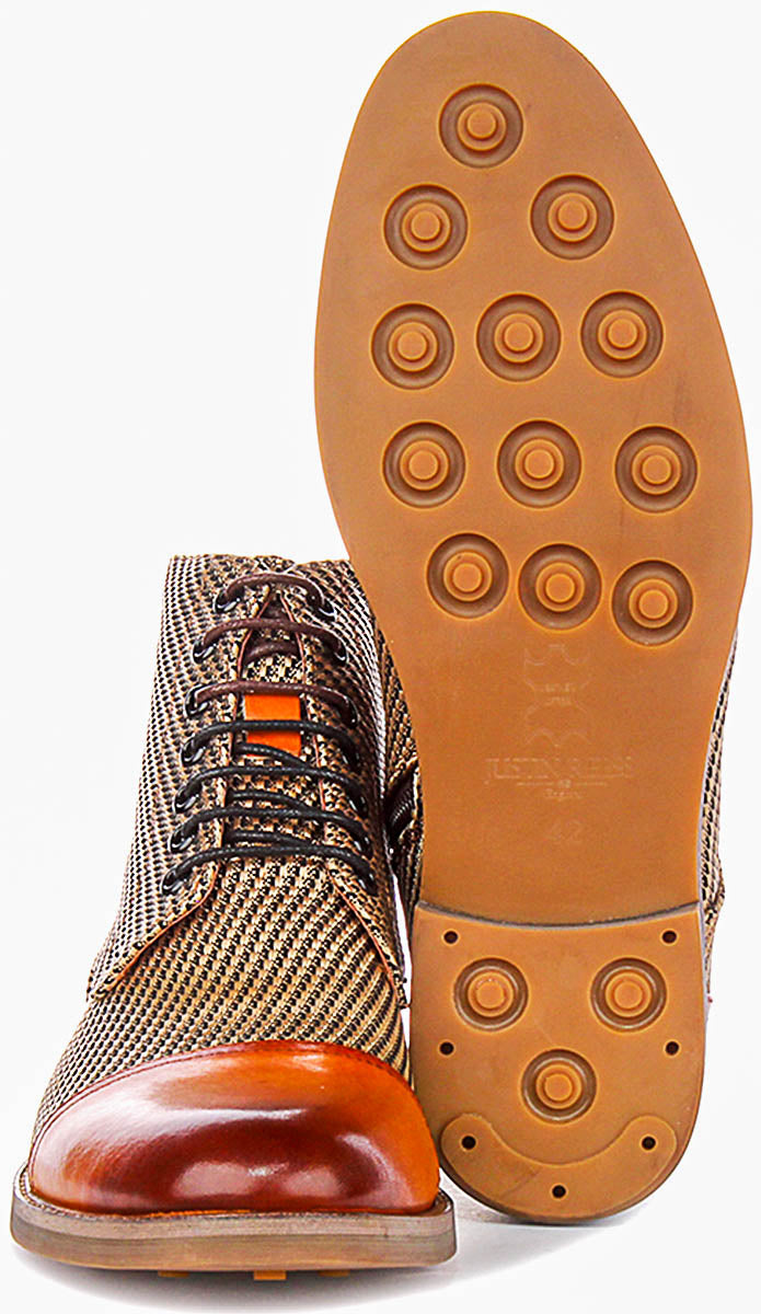 Pete In Brown Oxford Boots