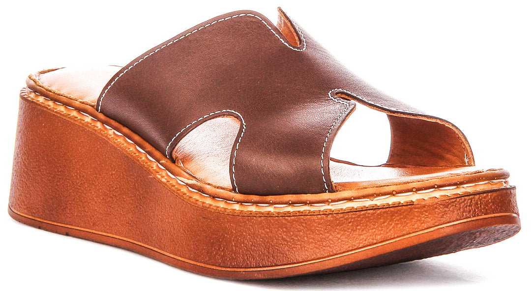 Salma Cushioned Sandal In Brown