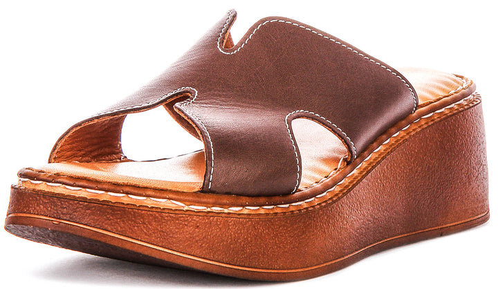 Salma Cushioned Sandal In Brown