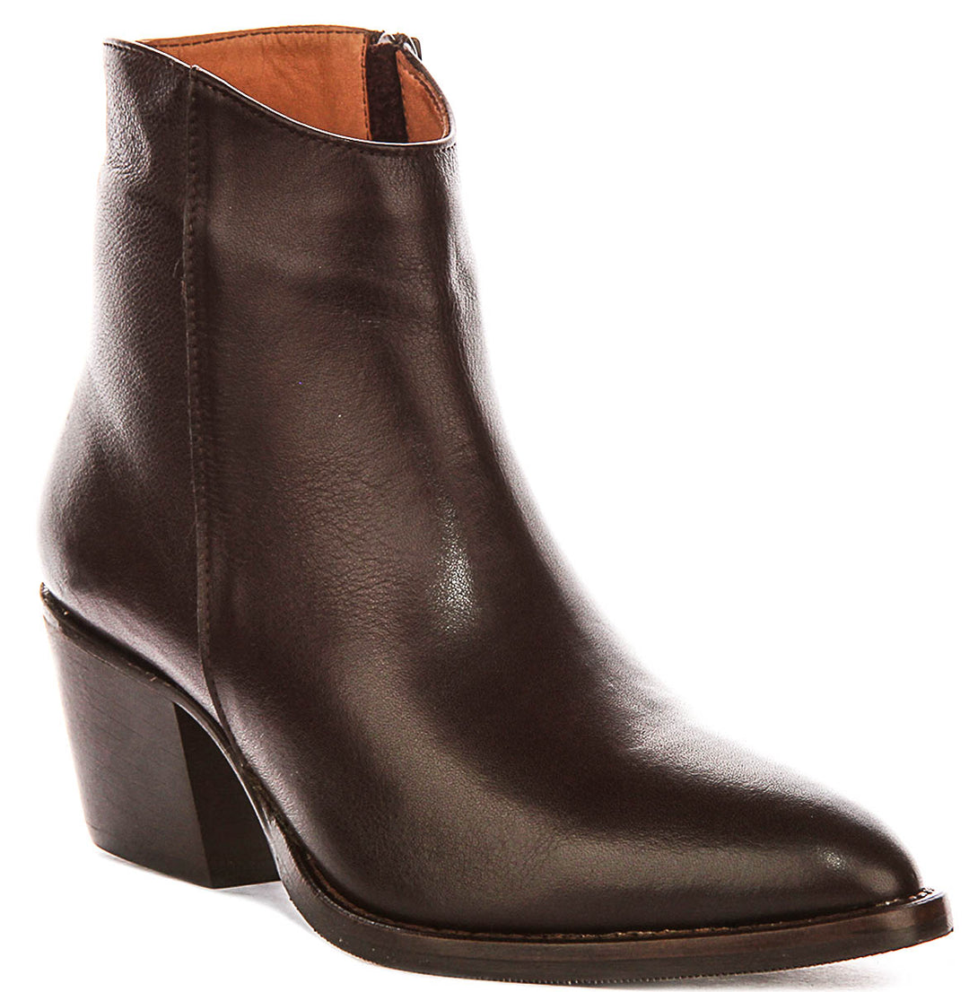 Jane Cowboy Ankle Boots In Brown