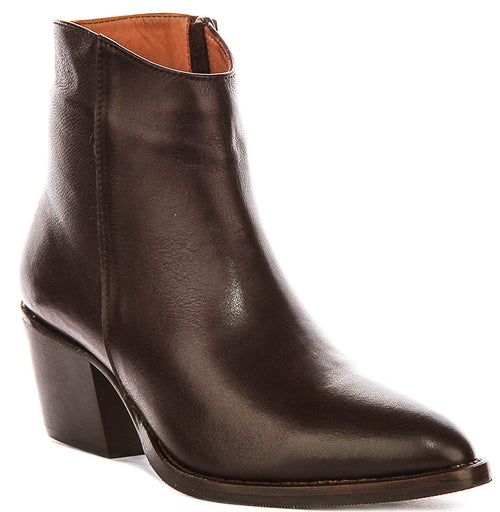 Jane Cowboy Ankle Boots In Brown