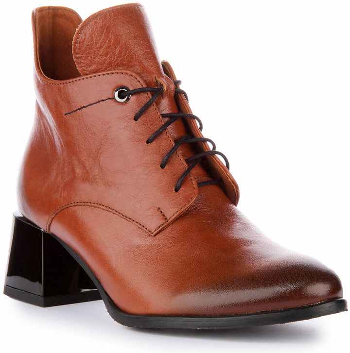 Athena Ankle Boots In Brown Tan