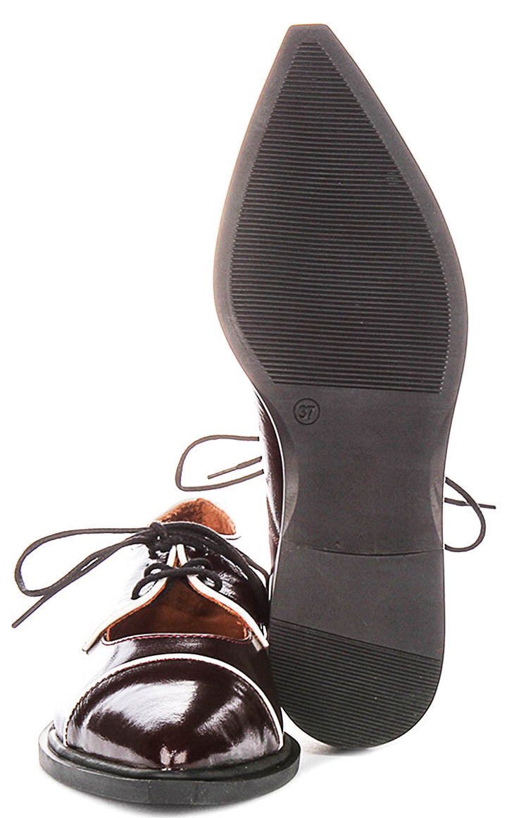 Jane In Flat Pointed in Burgundy