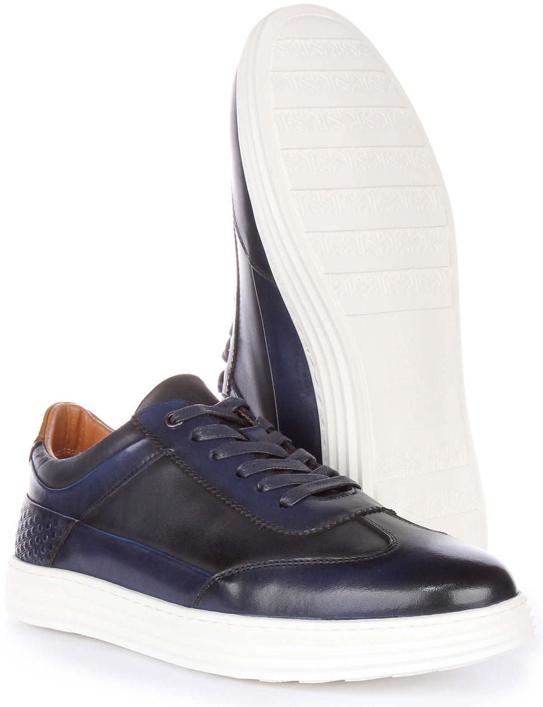 Levent Trainers In Navy