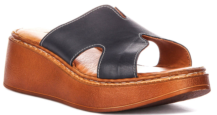 Salma Cushioned Sandal In Navy