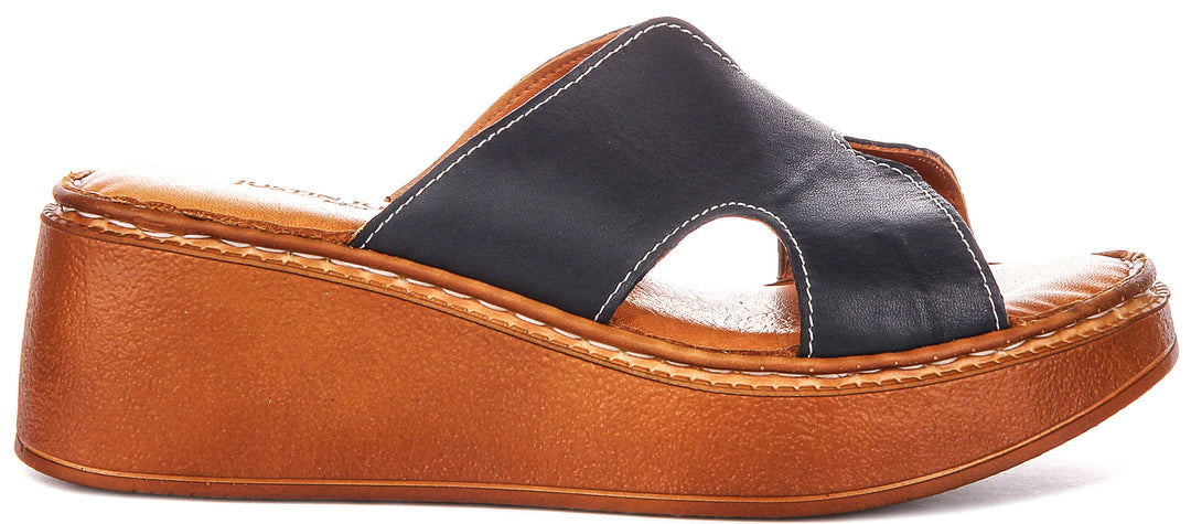 Salma Cushioned Sandal In Navy