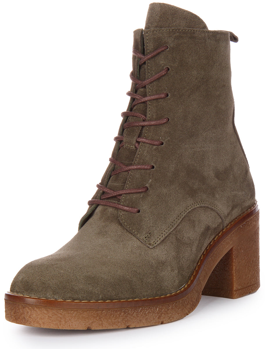 Eva Ankle Boots In Olive Green