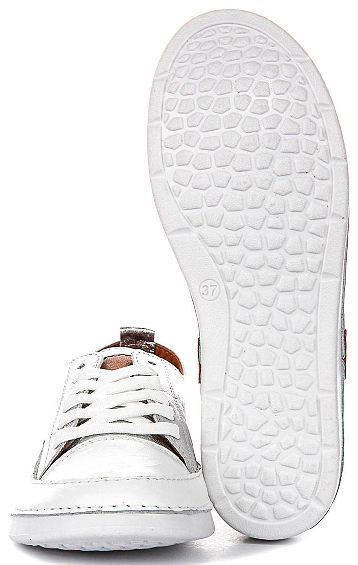 Sammy Leather Cushioned Shoes In Silver