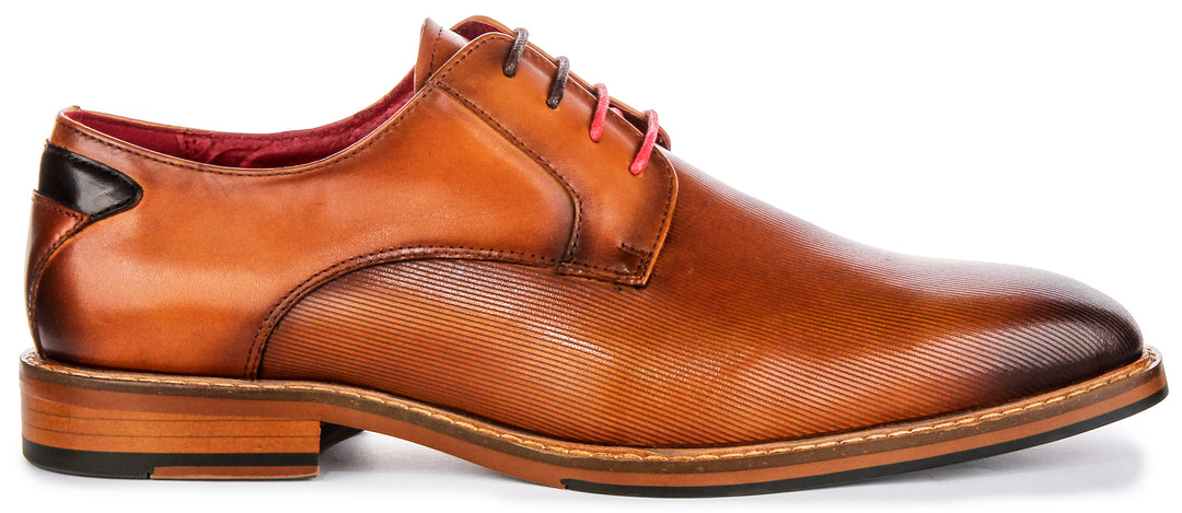 Leon Lace Up Oxfords In Tan