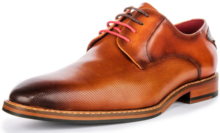 Leon Lace Up Oxfords In Tan