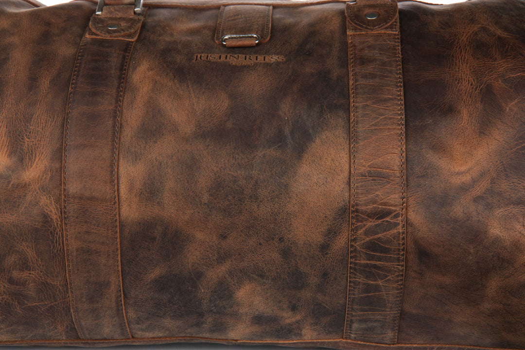 Classic Voyager Duffle Bag In Tan