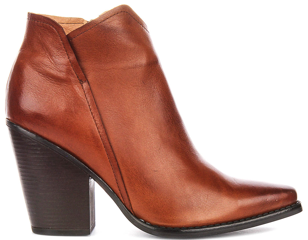 Willow Short Cowboy In Tan