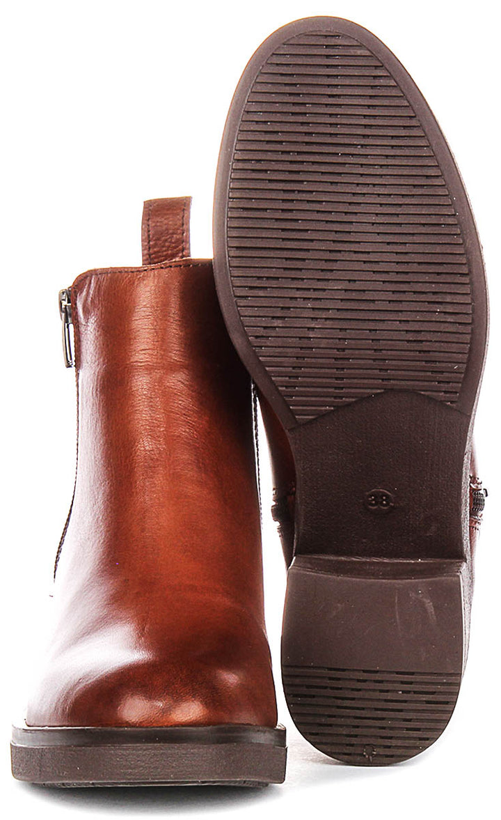 Hallie Smart Boots In Tan