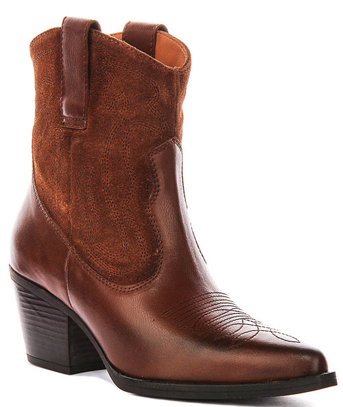 Dawn Short Cowboy Boots In Tan