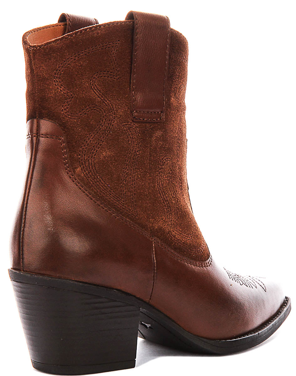 Dawn Short Cowboy Boots In Tan