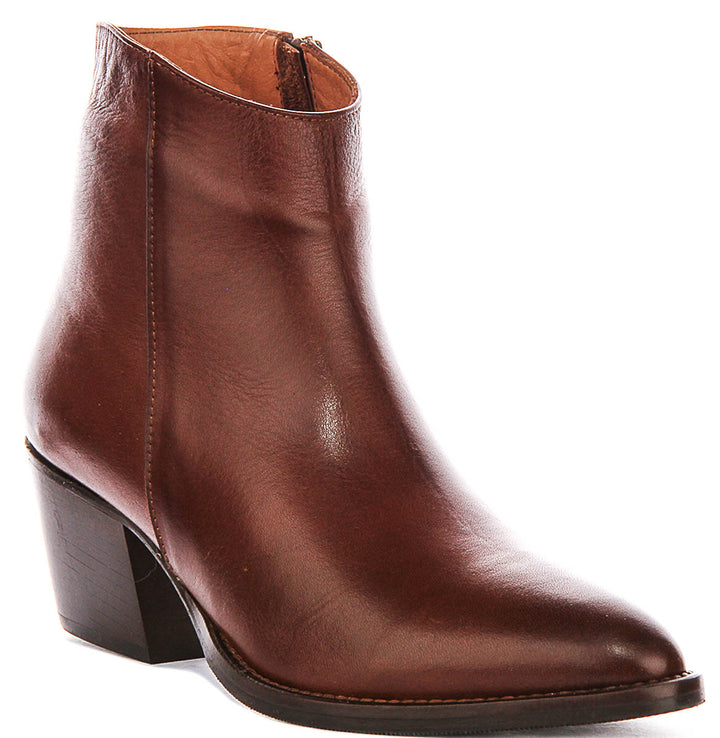 Jane Cowboy Ankle Boots In Tan