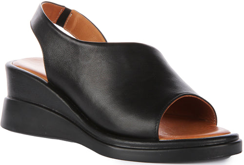 Nessa Wedge Sandals In Black Leather