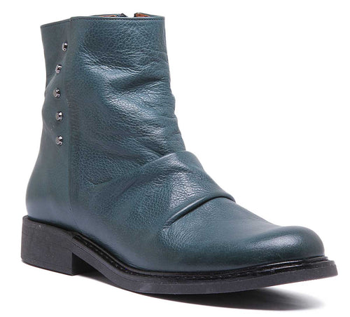 6650 Flat Leather Boot With Zip At the Back In Green